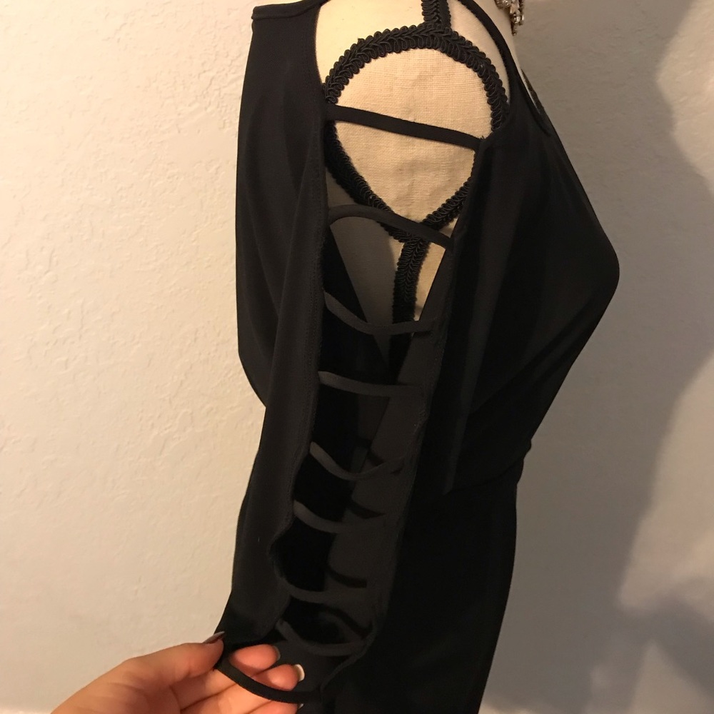 Unit Black Dress - Picture 5 of 6